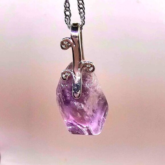 Nature Lavender Amethyst Polished Tooth Silver Leaf Pendant Necklace - Picture 8 of 10